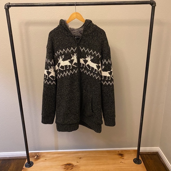 Knitted Heavy winter coat- Reindeer, faux fur, warm - Picture 1 of 5